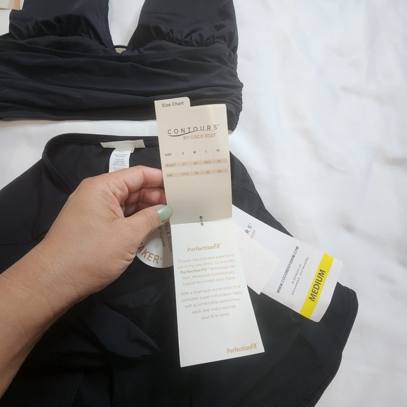 Contours By Coco Reef Black Halter Swimsuit Set Size M - Picture 12 of 13